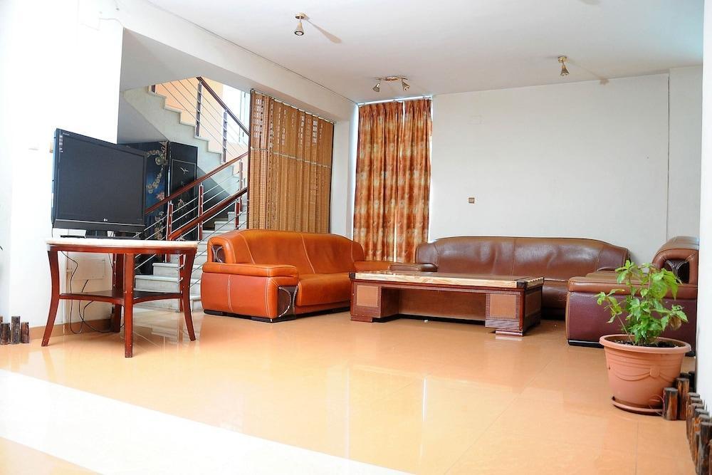 Dimitri Hotel Addis Ababa Bagian luar foto